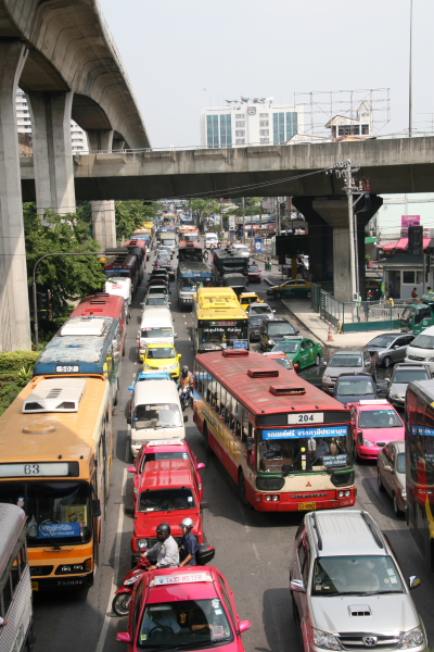 Bangkok:Täglicher Wahnsinn beim Siegesdenkmal
