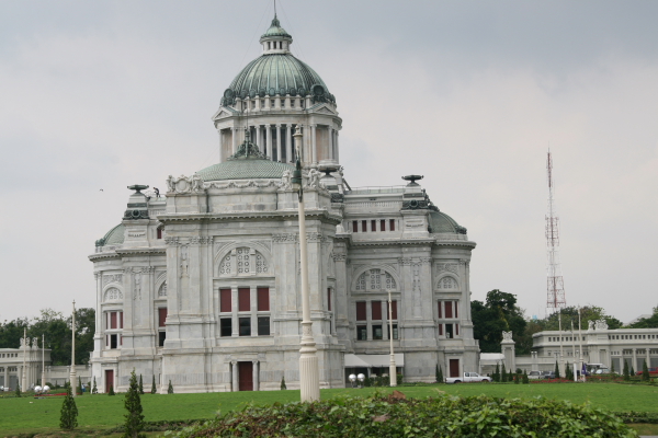 Bangkok:Samathom Throne Hall