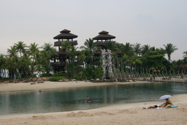 Sentosa: Palawan Beach