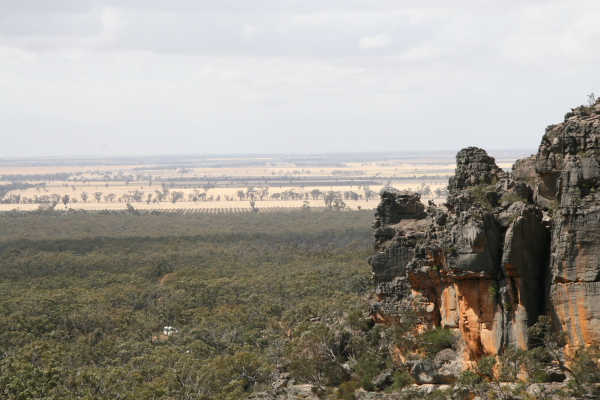 Grampians: Hollow Mountain