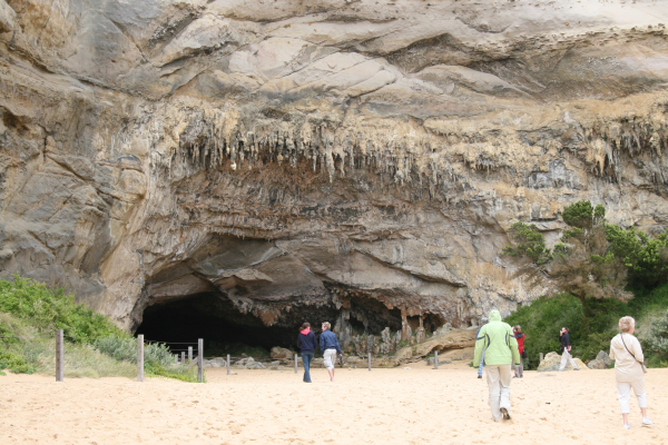 Great Ocean Road: Loch Ard Gorge