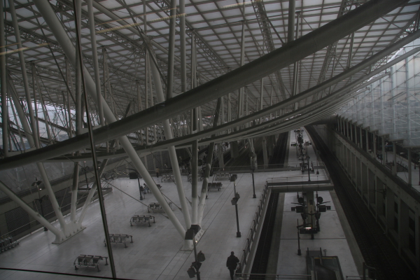 Paris: Bahnhof Flughafen Charles de Gaule