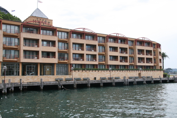 Sydney: At Sydney Cove