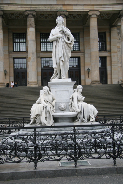 Berlin: Schiller Denkmal