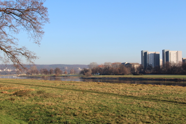  Dresden: An der Elbe