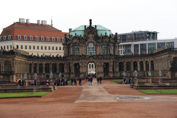  Dresden: Zwinger