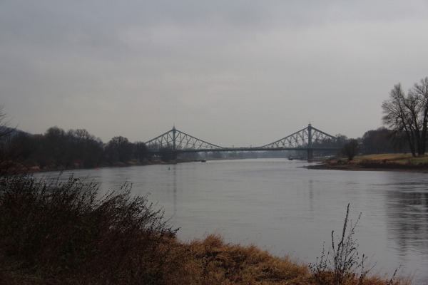  Dresden: Blaues Wunder