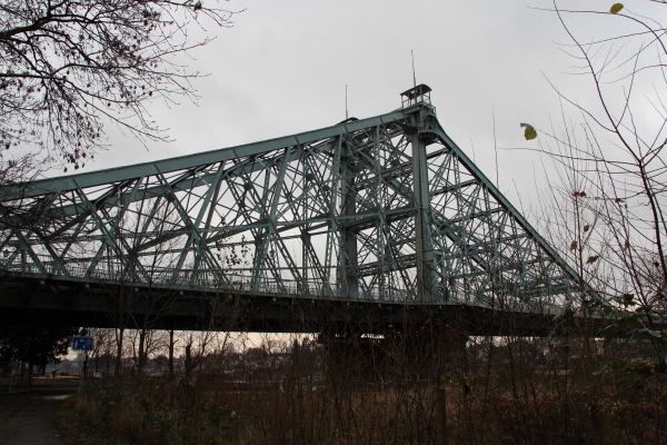  Dresden: Blaues Wunder