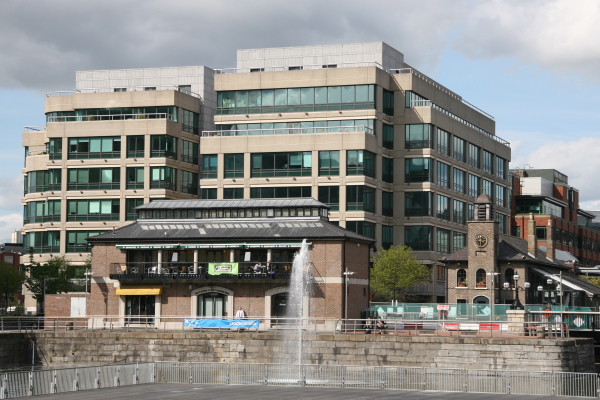 Dublin: International Financial Services Center