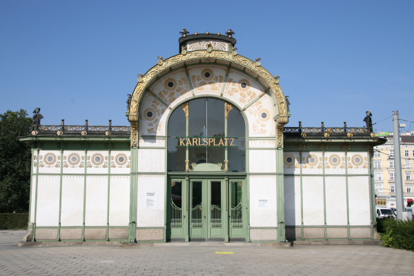 Wien: U-Bahnstation Karlsplatz